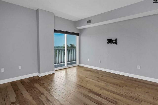 1829 SENATE Street 7-B, Columbia, SC 29201