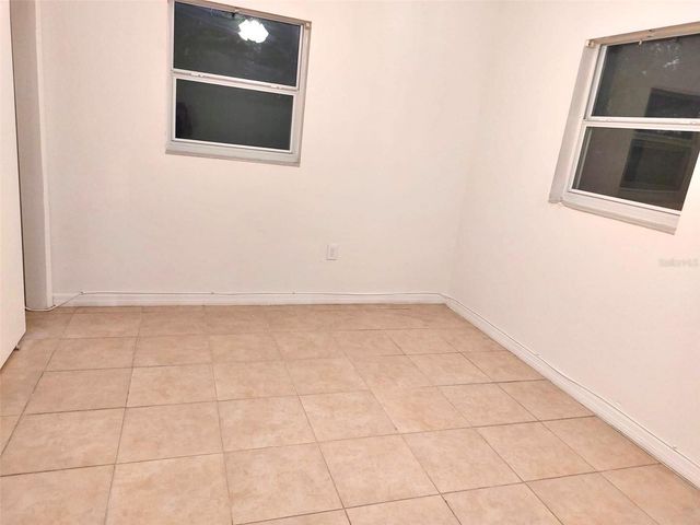 2136 W RAMBLA STREET, Tampa, FL 33612