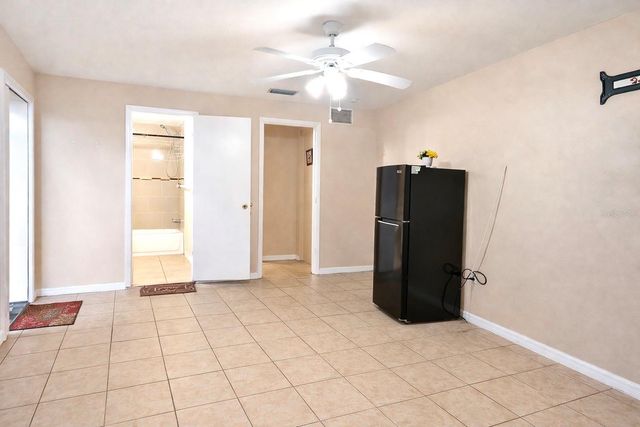 2136 W RAMBLA STREET, Tampa, FL 33612