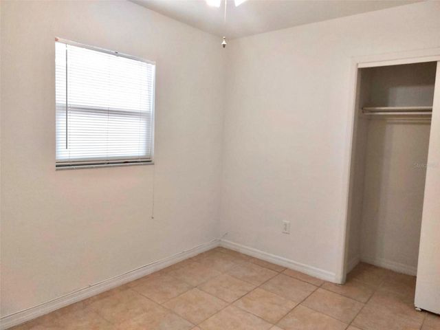 2136 W RAMBLA STREET, Tampa, FL 33612