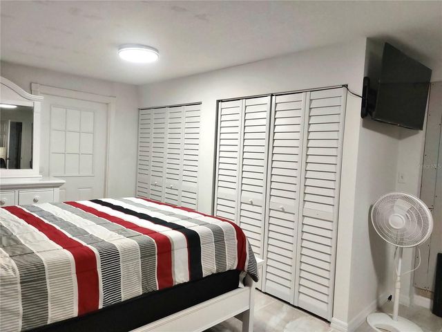 2136 W RAMBLA STREET, Tampa, FL 33612