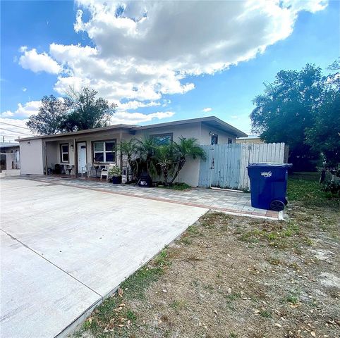 2136 W RAMBLA STREET, Tampa, FL 33612