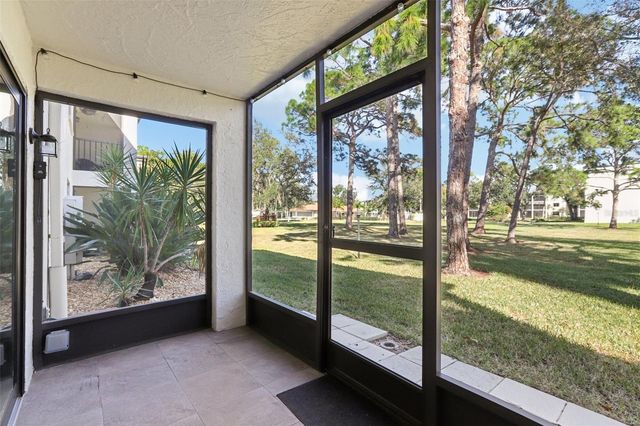 5085 1ST STREET NE 143, St Petersburg, FL 33703