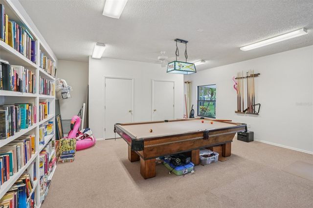 5085 1ST STREET NE 143, St Petersburg, FL 33703