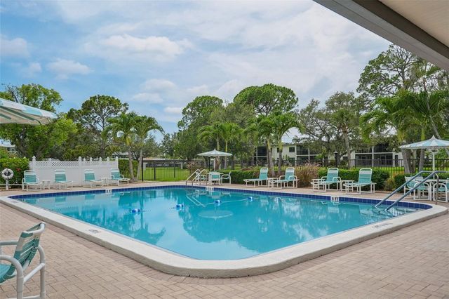 5085 1ST STREET NE 143, St Petersburg, FL 33703