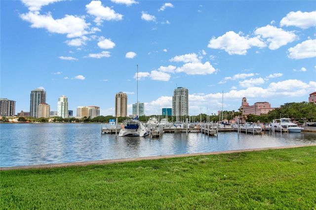 5085 1ST STREET NE 143, St Petersburg, FL 33703