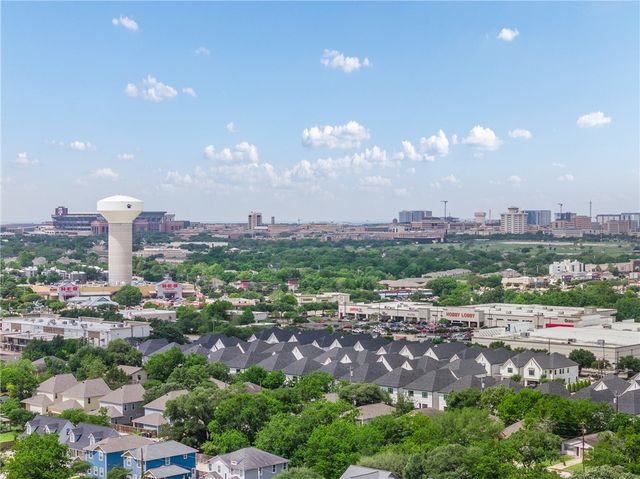 263 Estates Circle, College Station, TX 77840