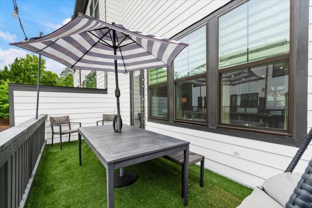 935 Catamaran Court, Alpharetta, GA 30005
