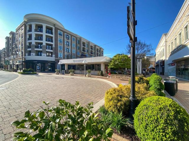 935 Catamaran Court, Alpharetta, GA 30005