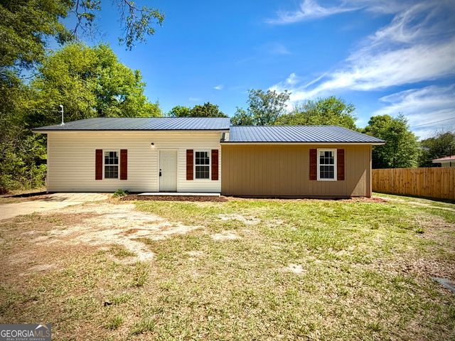118 Pinecone Drive, East Dublin, GA 31027