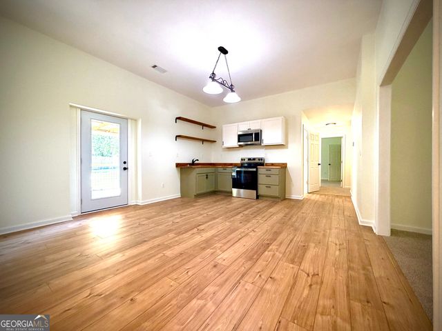 118 Pinecone Drive, East Dublin, GA 31027