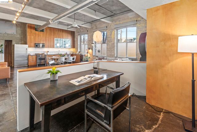 3240 Peralta St 2, Oakland, CA 94608