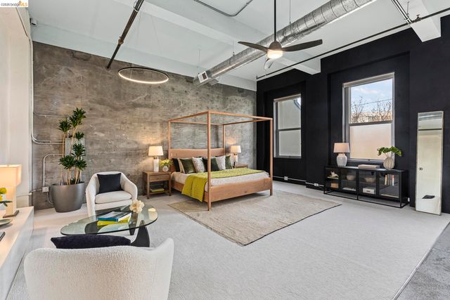 3240 Peralta St 2, Oakland, CA 94608