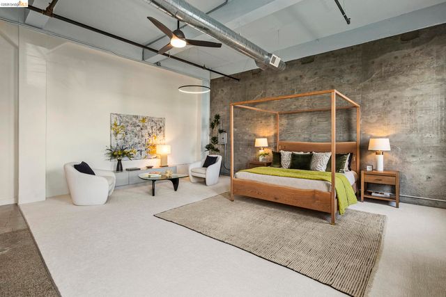 3240 Peralta St 2, Oakland, CA 94608