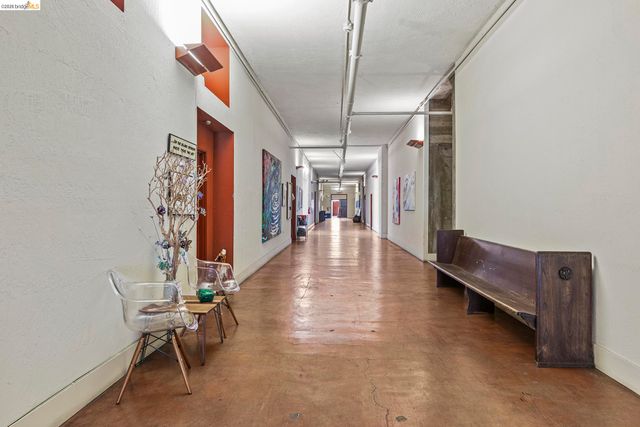 3240 Peralta St 2, Oakland, CA 94608