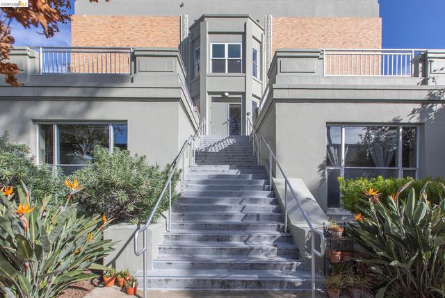 3240 Peralta St 2, Oakland, CA 94608