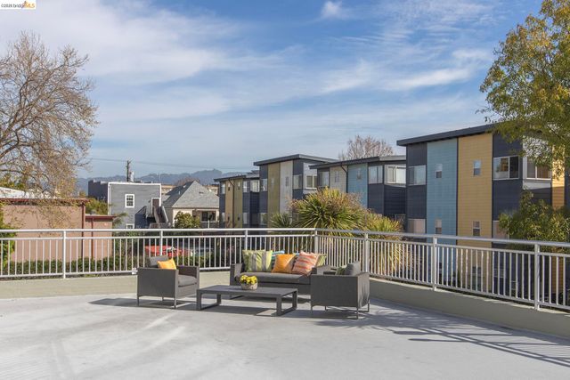 3240 Peralta St 2, Oakland, CA 94608