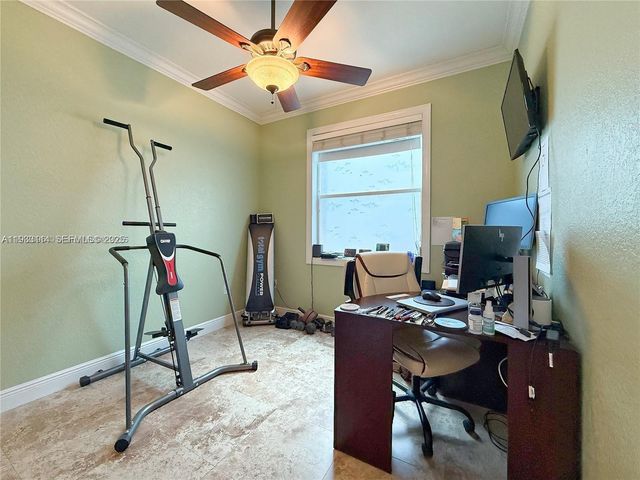 8934 SW 206th St, Cutler Bay, FL 33189