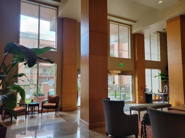 3505 Sage Road 211, Houston, TX 77056