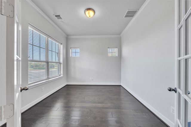 1401 Birds Fort Trail, Arlington, TX 76005