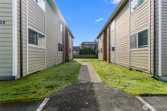 1208 34th Street, Seaview, WA 98644