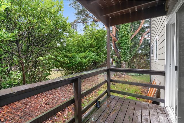 1208 34th Street, Seaview, WA 98644