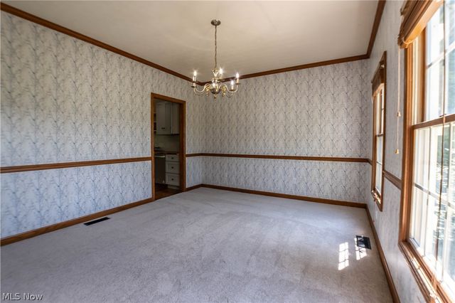 1807 Smith Kramer Street NE, Hartville, OH 44632
