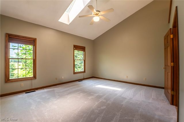 1807 Smith Kramer Street NE, Hartville, OH 44632