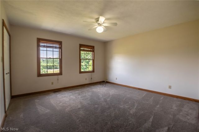 1807 Smith Kramer Street NE, Hartville, OH 44632