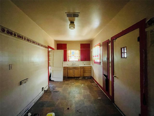 1460 Prairie Street, Beaumont, TX 77701