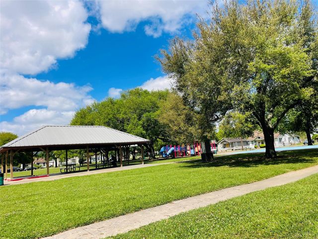 1460 Prairie Street, Beaumont, TX 77701