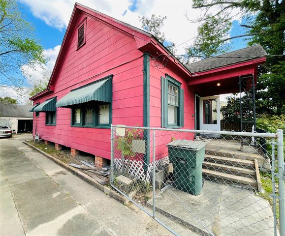 1460 Prairie Street, Beaumont, TX 77701