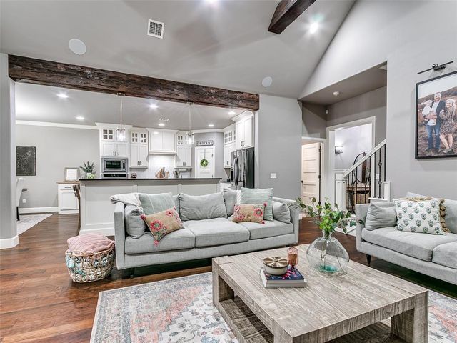 3932 Hutton Way, Edmond, OK 73034