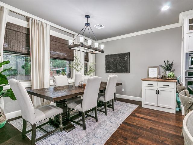 3932 Hutton Way, Edmond, OK 73034