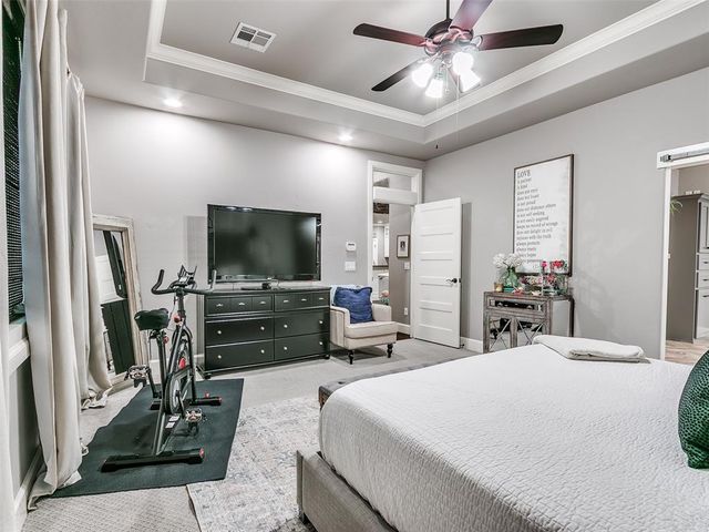 3932 Hutton Way, Edmond, OK 73034