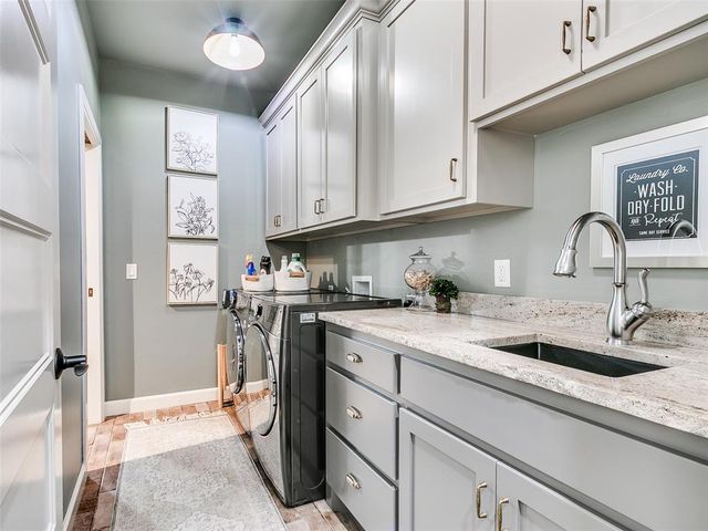 3932 Hutton Way, Edmond, OK 73034