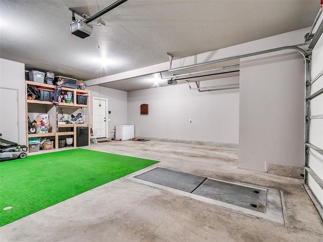 3932 Hutton Way, Edmond, OK 73034