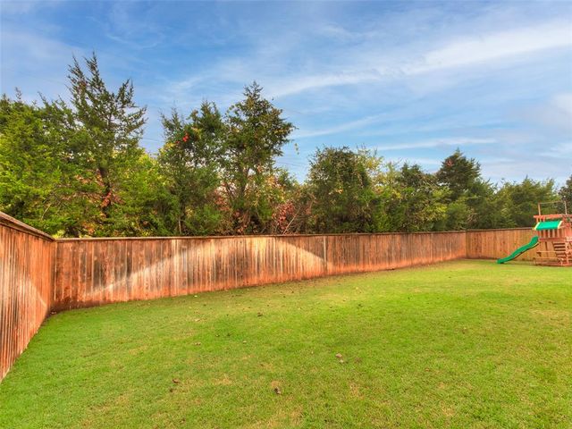 3932 Hutton Way, Edmond, OK 73034