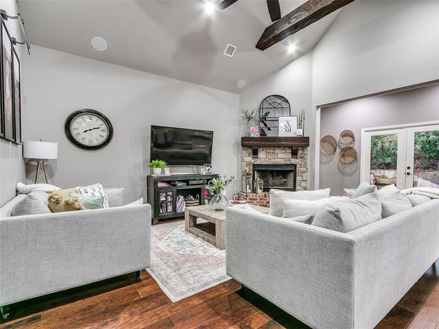 3932 Hutton Way, Edmond, OK 73034