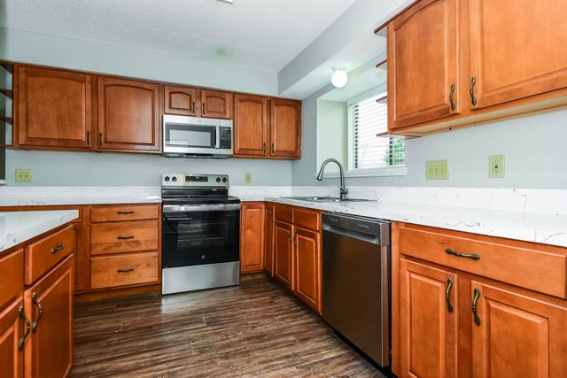 1007 CREIGHTON Court, Mesquite, TX 75150