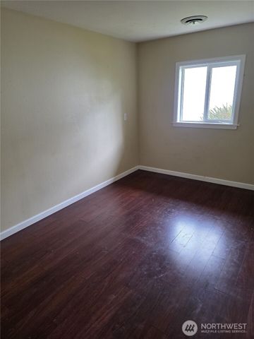 3540 S 200th Street, Seatac, WA 98198