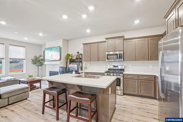 1933 NW Kent St St, Mcminnville, OR 97128