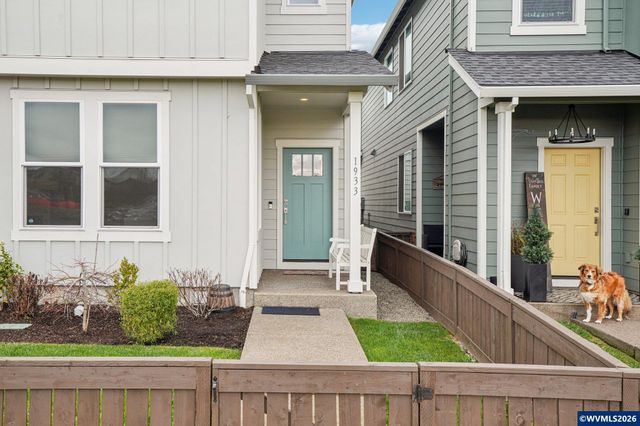 1933 NW Kent St St, Mcminnville, OR 97128