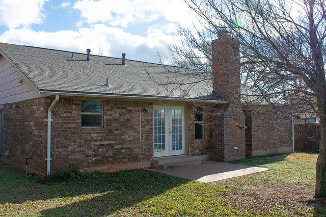 1609 Apian Way, Edmond, OK 73003