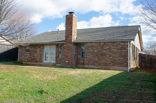 1609 Apian Way, Edmond, OK 73003