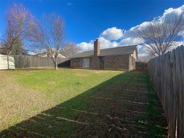 1609 Apian Way, Edmond, OK 73003