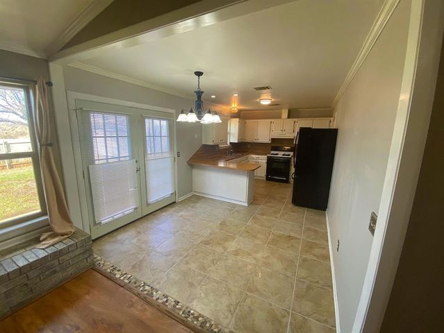 1609 Apian Way, Edmond, OK 73003