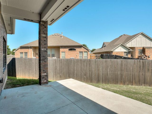 2309 Pueblos Road, Edmond, OK 73012