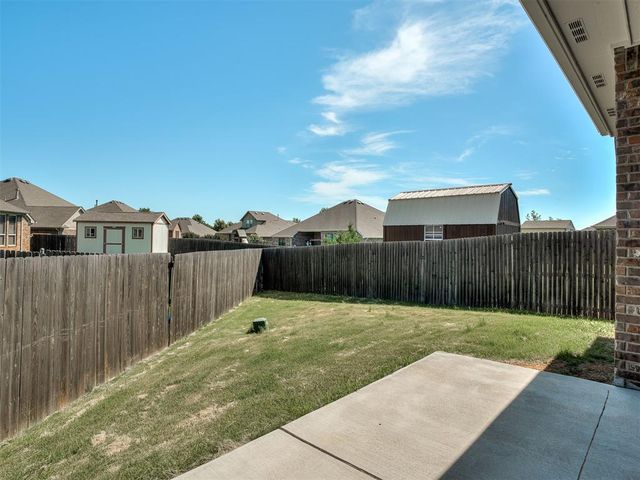 2309 Pueblos Road, Edmond, OK 73012