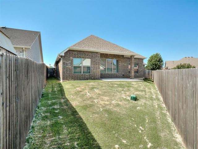 2309 Pueblos Road, Edmond, OK 73012